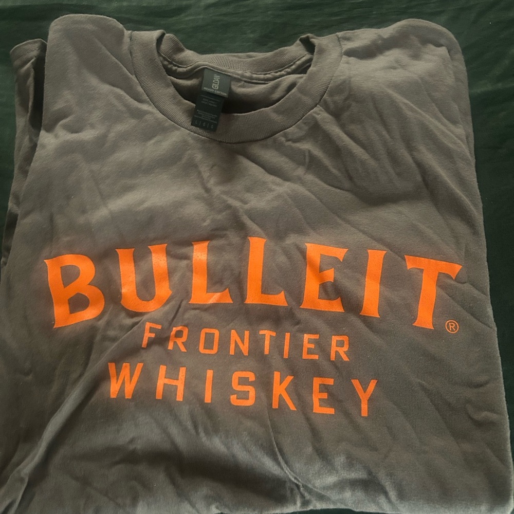 FRONTIER AMERICAN WHISKEY T-Shirt